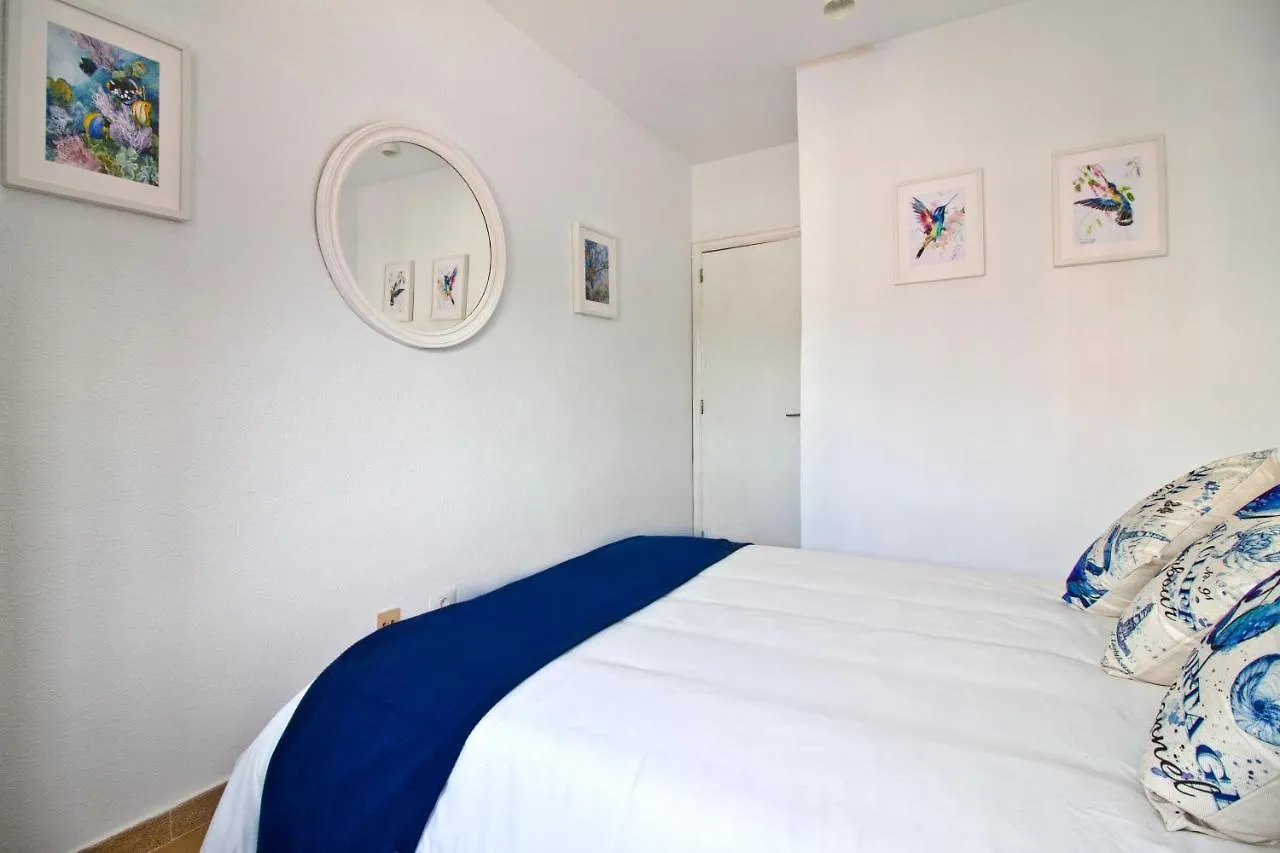 Los Angeles 3 Bed Apartment With Pool プエルト・デ・サンティアゴ 0*,  スペイン