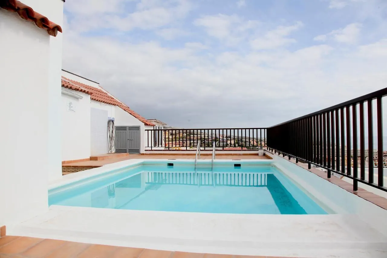 Los Angeles 3 Bed Apartment With Pool プエルト・デ・サンティアゴ